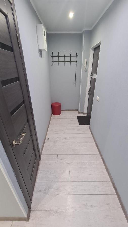 Apartaments On Vulytsia Heroiv Ato 32 크리보이 로그 외부 사진